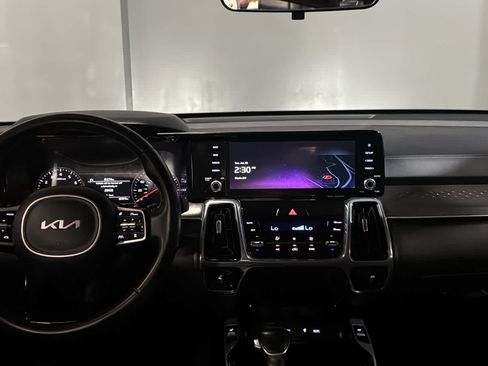 Used 2022 Kia Sorento SX AWD/4WD image 29