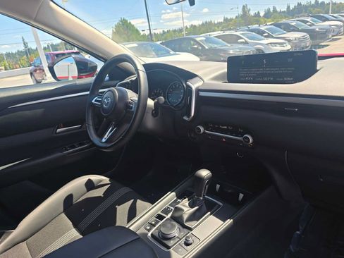 Used 2026 MAZDA CX-50 AWD 2.5 S w/ Preferred Pkg image 10