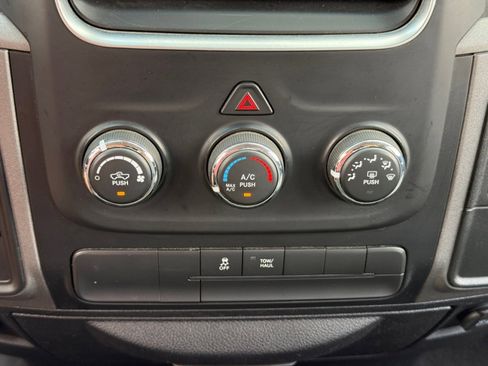 Used 2015 RAM 1500 ST w/ SXT Appearance Group image 25