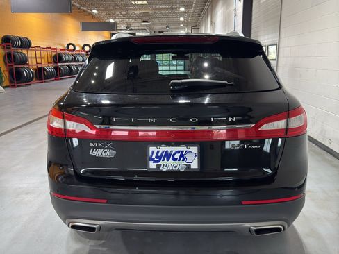 Used 2018 Lincoln MKX Reserve w/ Canadian Touring Package AWD/4WD image 4
