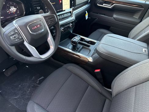New 2026 GMC Sierra 1500 Elevation w/ Preferred Package image 10