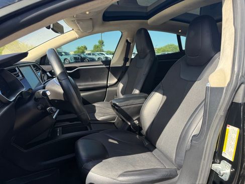 Used 2016 Tesla Model S 60D image 12