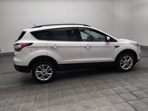 Used 2018 Ford Escape SE AWD/4WD image 10