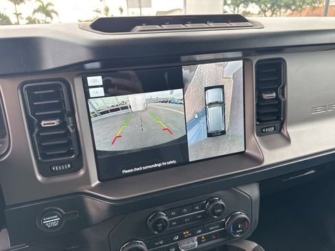 Used 2022 Ford Bronco Outer Banks w/ Sasquatch Package image 21