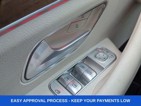 Used 2021 Mercedes-Benz GLE 350 w/ Premium Package image 36