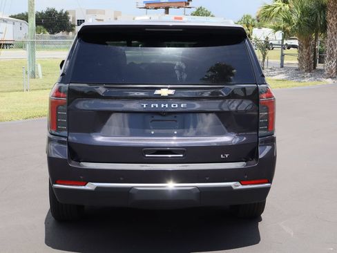 Used 2025 Chevrolet Tahoe LT RWD image 8