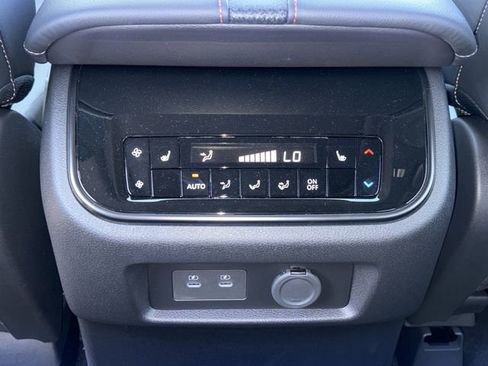 New 2025 Nissan Armada PRO-4X w/ Pro-4X Premium Package AWD/4WD image 22