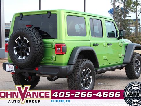 Used 2025 Jeep Wrangler Unlimited Rubicon w/ Safety Group image 14