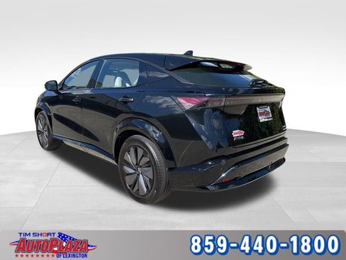Used 2023 Nissan Ariya AWD image 4