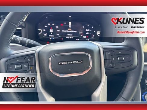 Used 2023 GMC Yukon Denali w/ LPO, Floor Liner Package AWD/4WD image 23