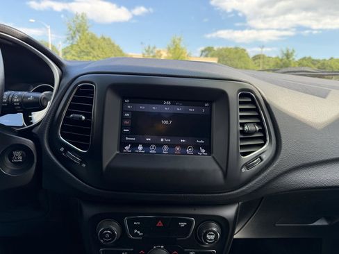 Used 2018 Jeep Compass Sport w/ Tech Group AWD/4WD image 12