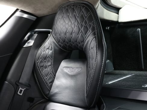 Used 2015 Aston Martin Rapide S image 42