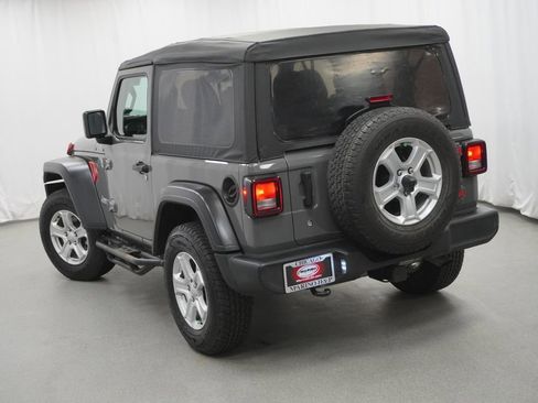 Used 2019 Jeep Wrangler Sport w/ Quick Order Package 24S AWD/4WD image 12