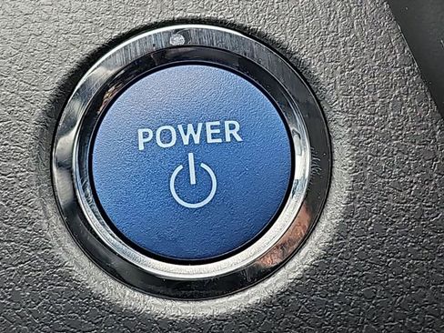 Used 2024 Toyota Camry SE w/ Cold Weather Package FWD image 17