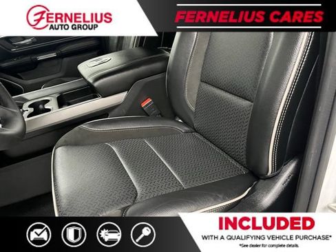 Used 2025 RAM 1500 Laramie w/ Sport Appearance Package AWD/4WD image 33