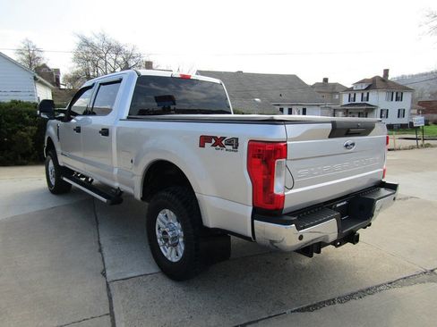 Used 2019 Ford F350 XLT w/ XLT Value Package AWD/4WD image 5