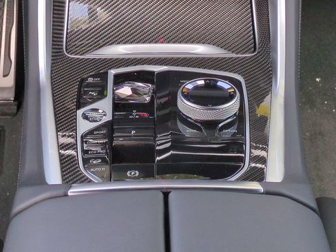 New 2027 BMW X6 M60i AWD/4WD image 19