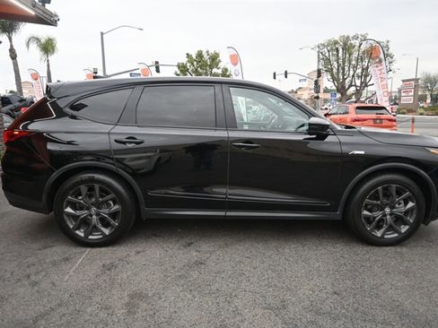 Used 2022 Acura MDX A-Spec image 13