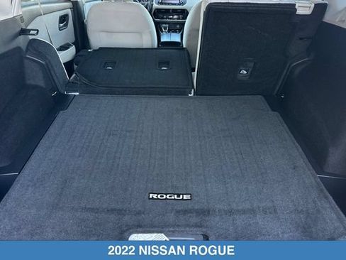 Used 2022 Nissan Rogue SV FWD image 17