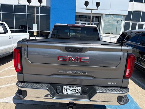 Used 2021 GMC Sierra 1500 SLT AWD/4WD image 11