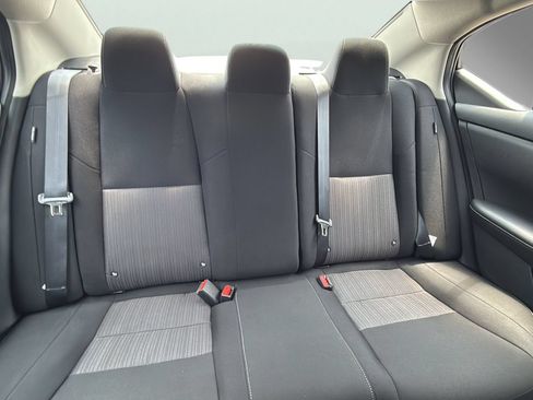 Used 2025 Nissan Sentra SV FWD image 25