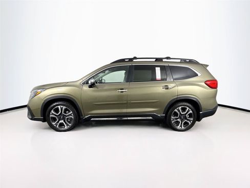 Used 2023 Subaru Ascent Touring AWD/4WD image 14