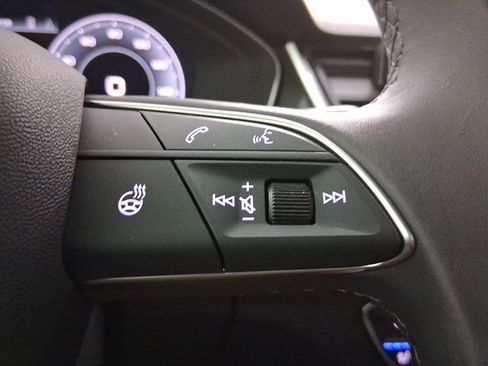 Used 2024 Audi Q5 e Prestige image 22