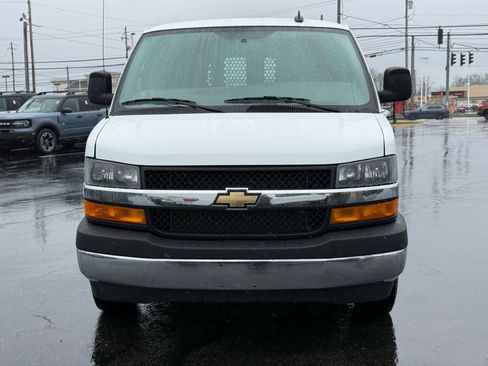 Used 2024 Chevrolet Express 2500 w/ Driver Convenience Package image 8