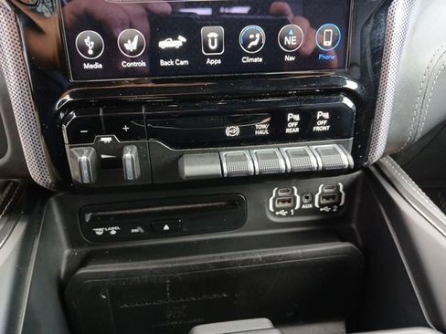 Used 2019 RAM 3500 Limited AWD/4WD image 49