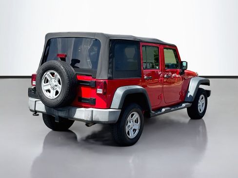 Used 2016 Jeep Wrangler Unlimited Sport w/ Connectivity Group AWD/4WD image 8