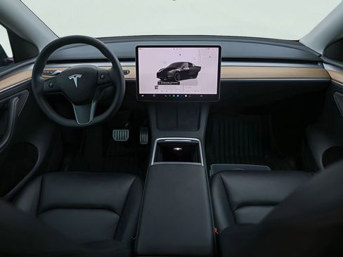 Used 2023 Tesla Model Y Performance AWD/4WD image 25