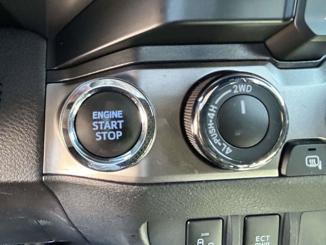 Used 2023 Toyota Tacoma SR5 w/ Technology Package AWD/4WD image 29