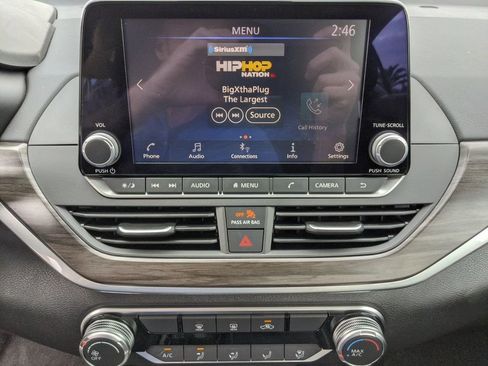 New 2025 Nissan Altima 2.5 SV FWD image 25