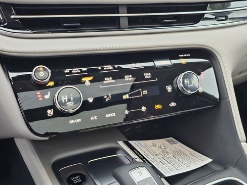 New 2026 INFINITI QX60 Luxe image 34