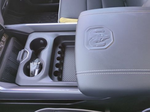 New 2026 RAM 1500 Laramie w/ Night Edition image 15