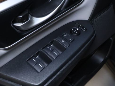 Used 2019 Honda CR-V EX-L image 13