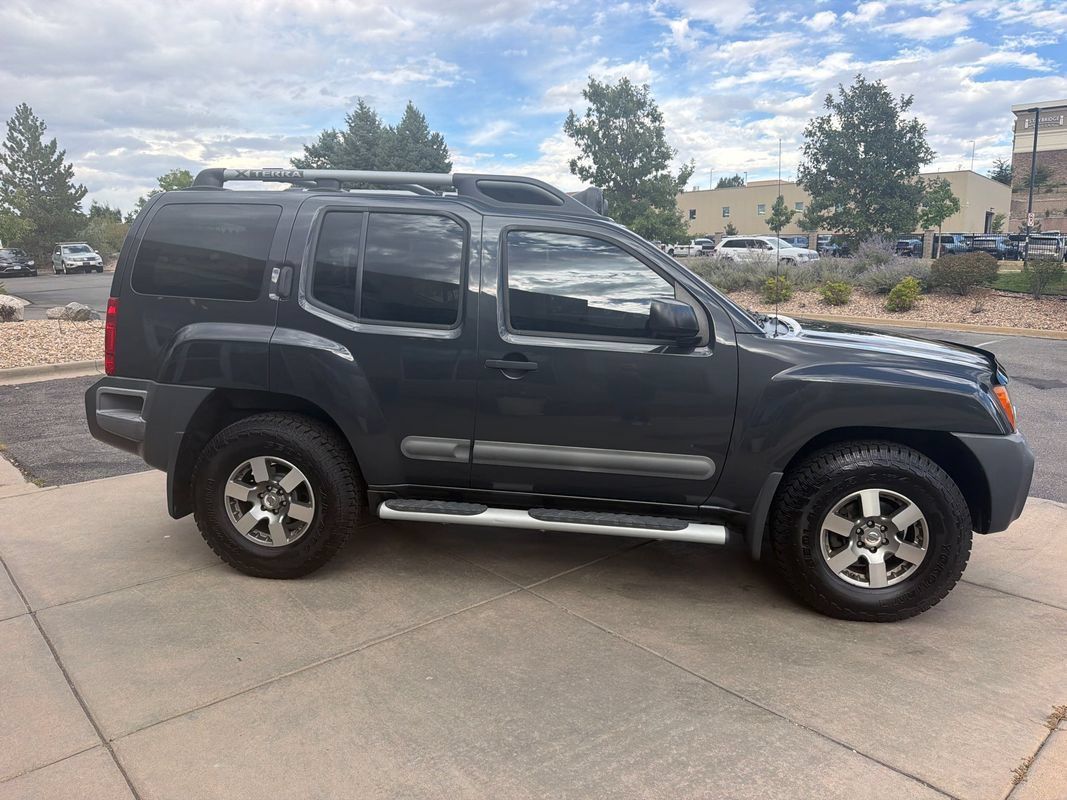 Used 2013 Nissan Xterra PRO-4X w/ Pro-4x Leather Pkg AWD/4WD image 5