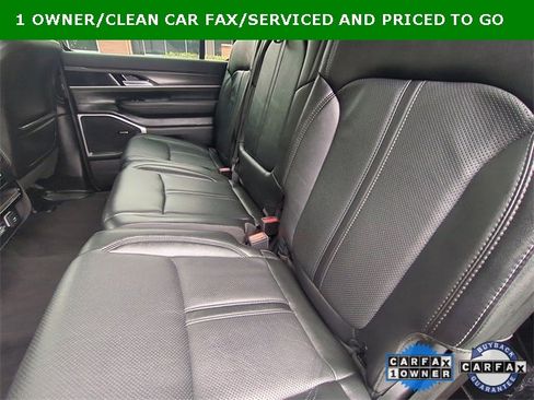 Used 2023 Jeep Wagoneer L Series II image 29