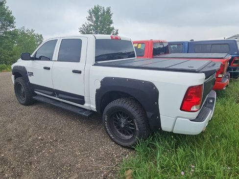 Used 2019 RAM 1500 Express w/ Wheel & Sound Group AWD/4WD image 8