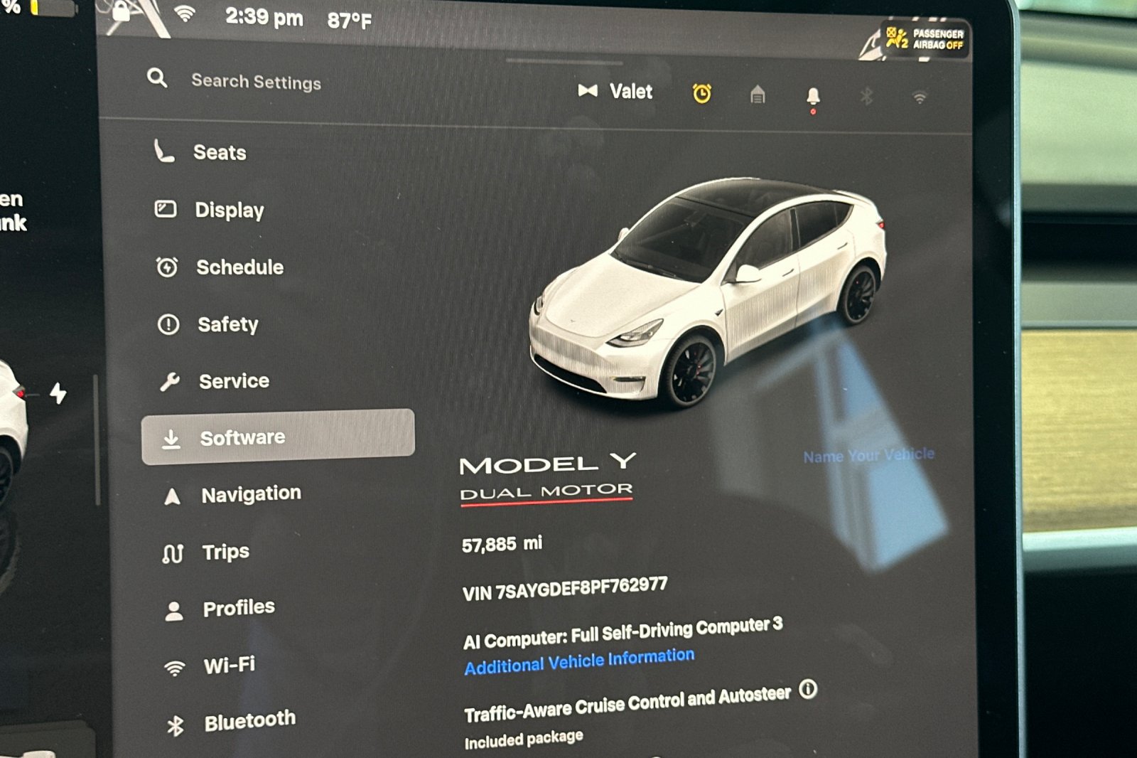 Used 2023 Tesla Model Y Performance AWD/4WD image 28