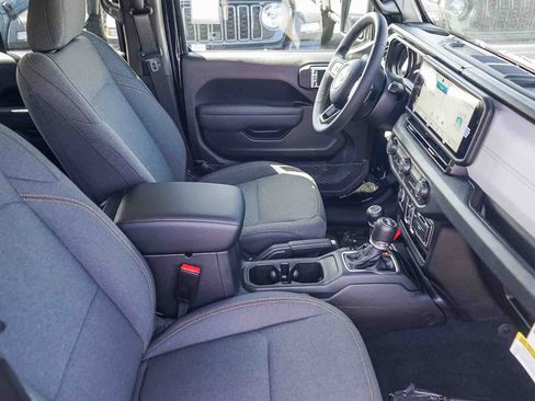 New 2026 Jeep Wrangler Unlimited Sport AWD/4WD image 17