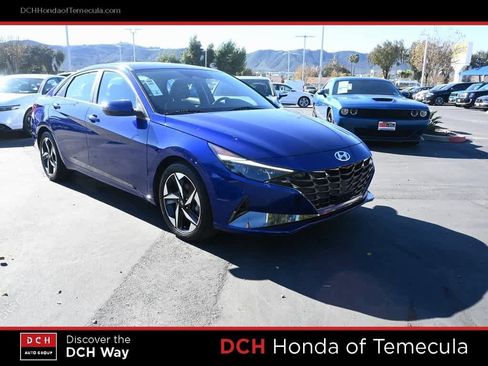 Used 2022 Hyundai Elantra Limited image 3