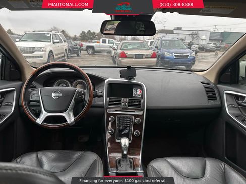 Used 2013 Volvo XC60 T6 image 8