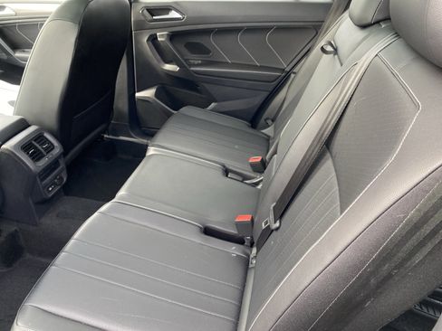 Used 2024 Volkswagen Tiguan SE R-Line image 26