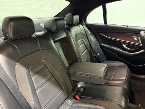 Used 2022 Mercedes-Benz E 53 AMG 4MATIC Sedan image 28