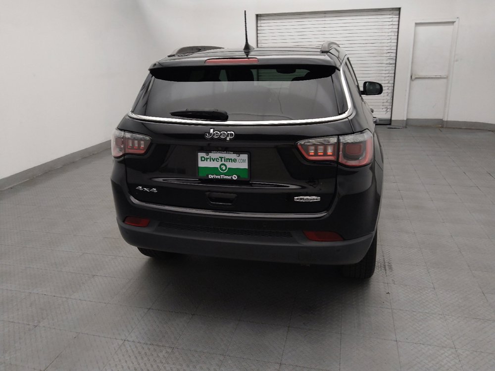 Used 2018 Jeep Compass Latitude w/ Popular Equipment Group AWD/4WD image 7