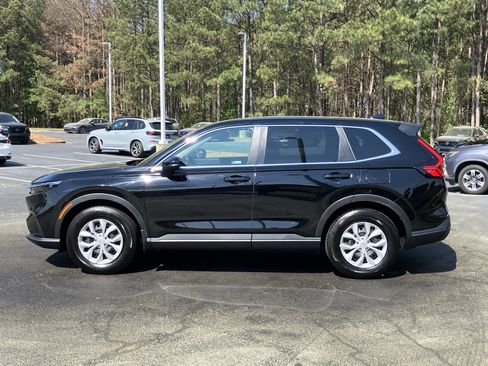 Used 2026 Honda CR-V LX image 7