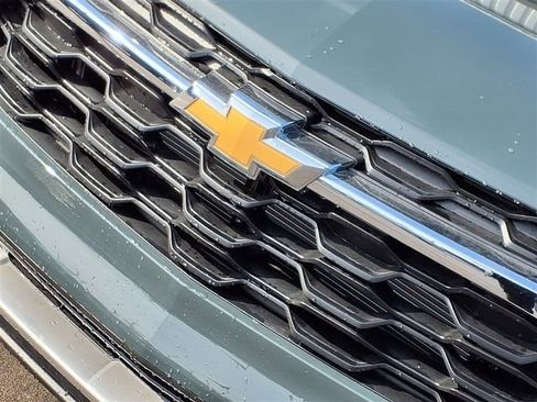 New 2026 Chevrolet Trax LT FWD image 19