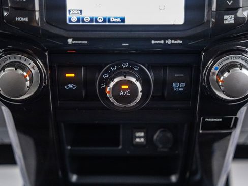 Used 2019 Toyota 4Runner TRD Off-Road AWD/4WD image 26