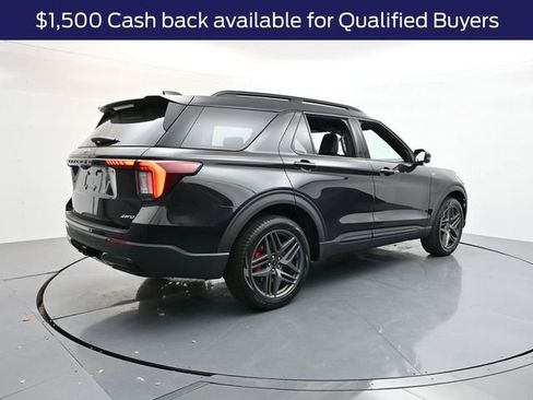 New 2025 Ford Explorer ST-Line w/ ST-Line Street Pack image 7
